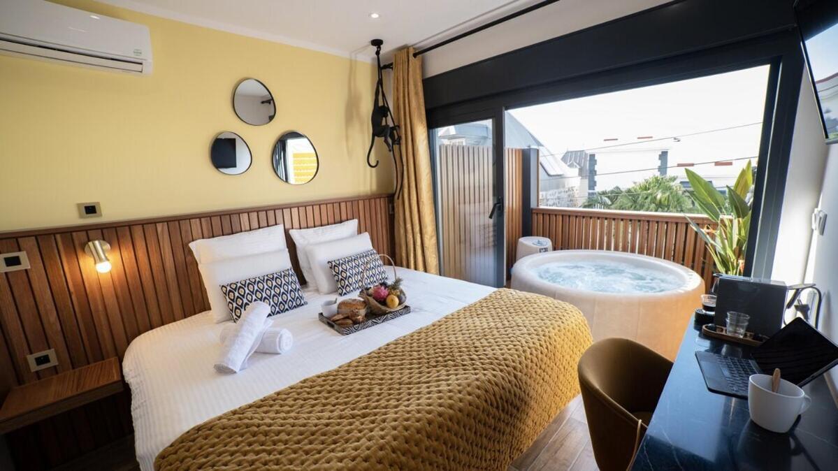 Maison Le Patio แซงต์-เดอนี ภายนอก รูปภาพ