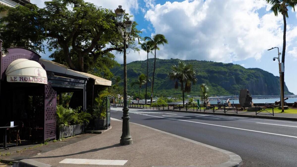 Maison Le Patio แซงต์-เดอนี ภายนอก รูปภาพ